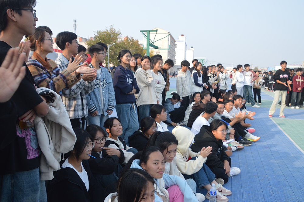 逐梦赛场 燃动金秋|扶沟县直高中举办2024年秋季排球运动会