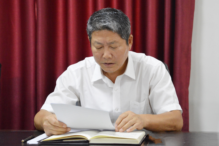 副校长刘明超作对照检查副校长杜金明作对照检查副校长周立山作对照