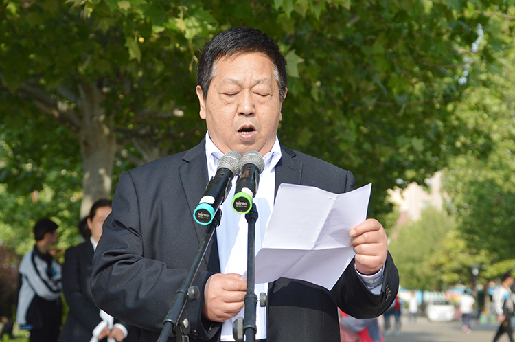 扶沟县直高中2019年春季田径运动会隆重开幕